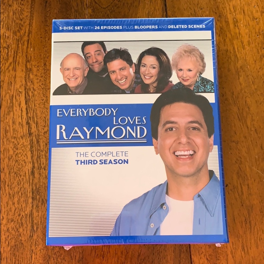 NWT Everybody Loves Raymond 3rd Season DVD